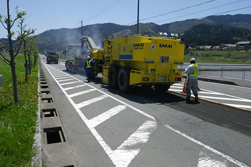 道路の切削工事